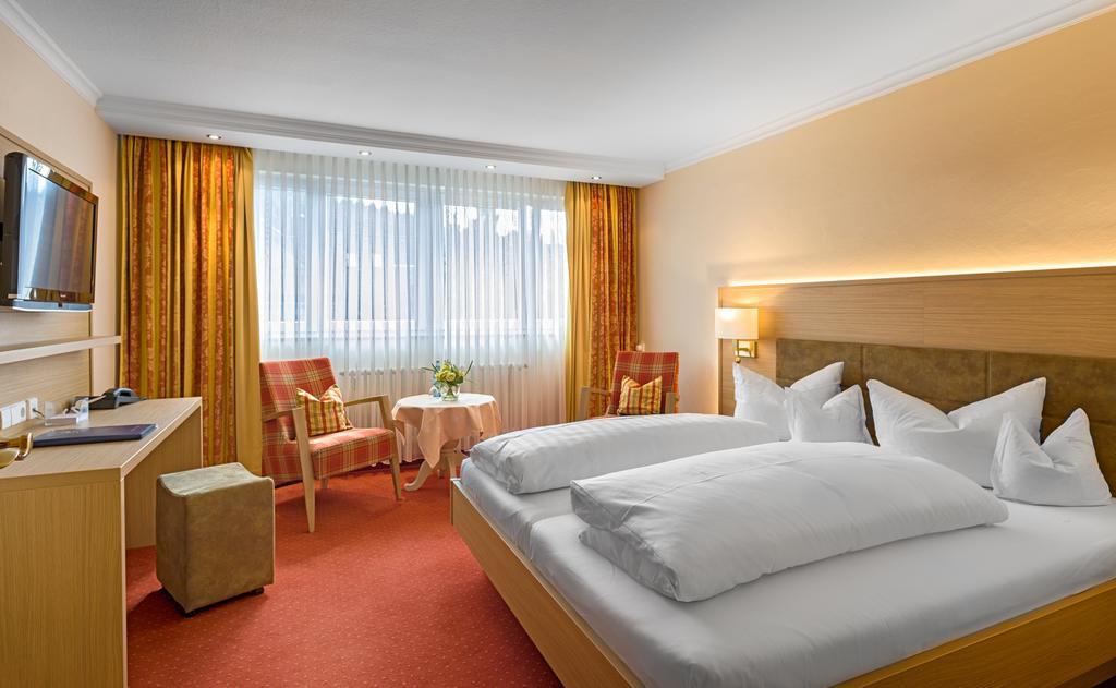 Hotel Thomahof ฮินเทอร์ซาร์เทน ภายนอก รูปภาพ